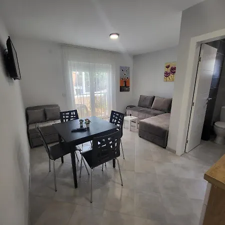 Pcelica Petra Apartamento Soko Banja