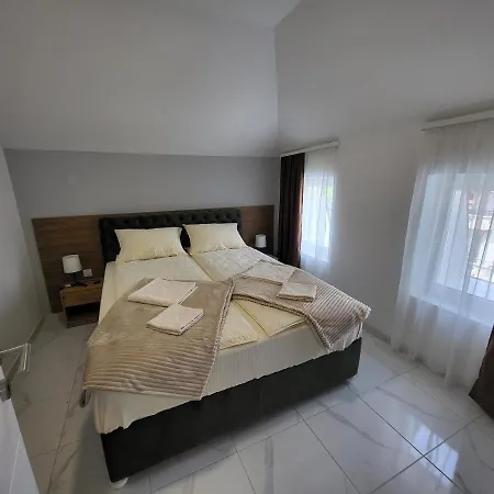 Apartment Pcelica Petra