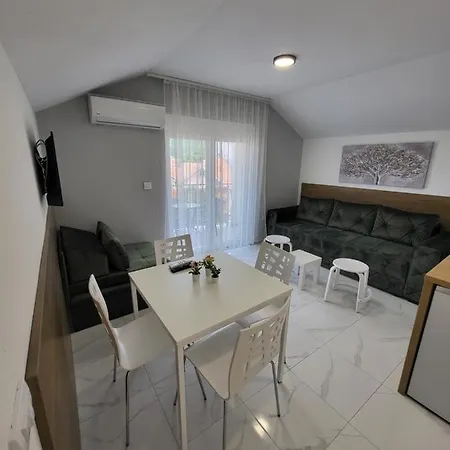 Pcelica Petra Appartement Sokobanja