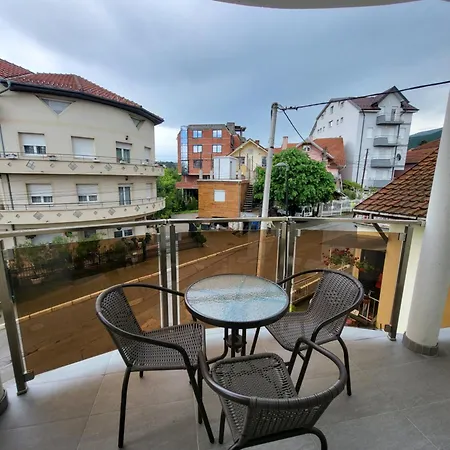 Pcelica Petra Apartment *